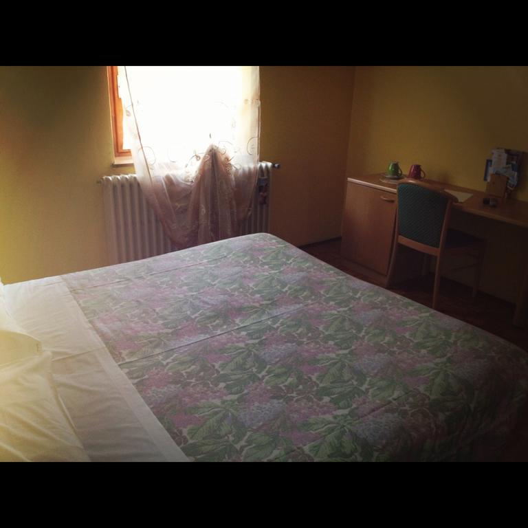 Hotel Viola Valdidentro Dış mekan fotoğraf