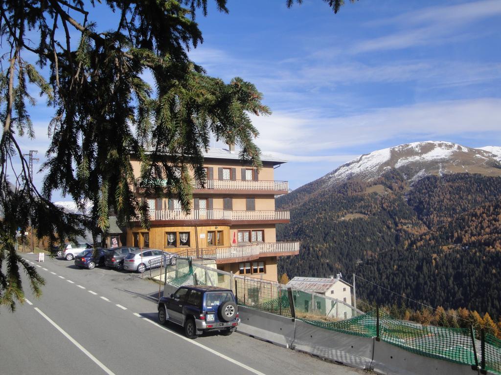 Hotel Viola Valdidentro Dış mekan fotoğraf