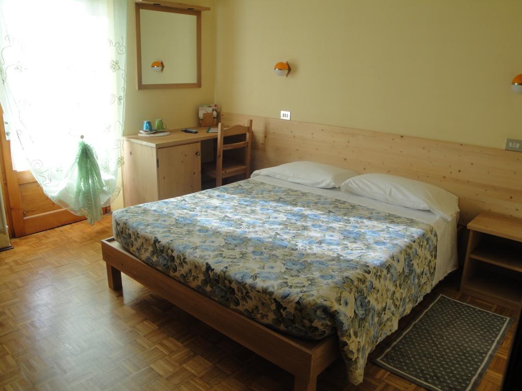 Hotel Viola Valdidentro Dış mekan fotoğraf